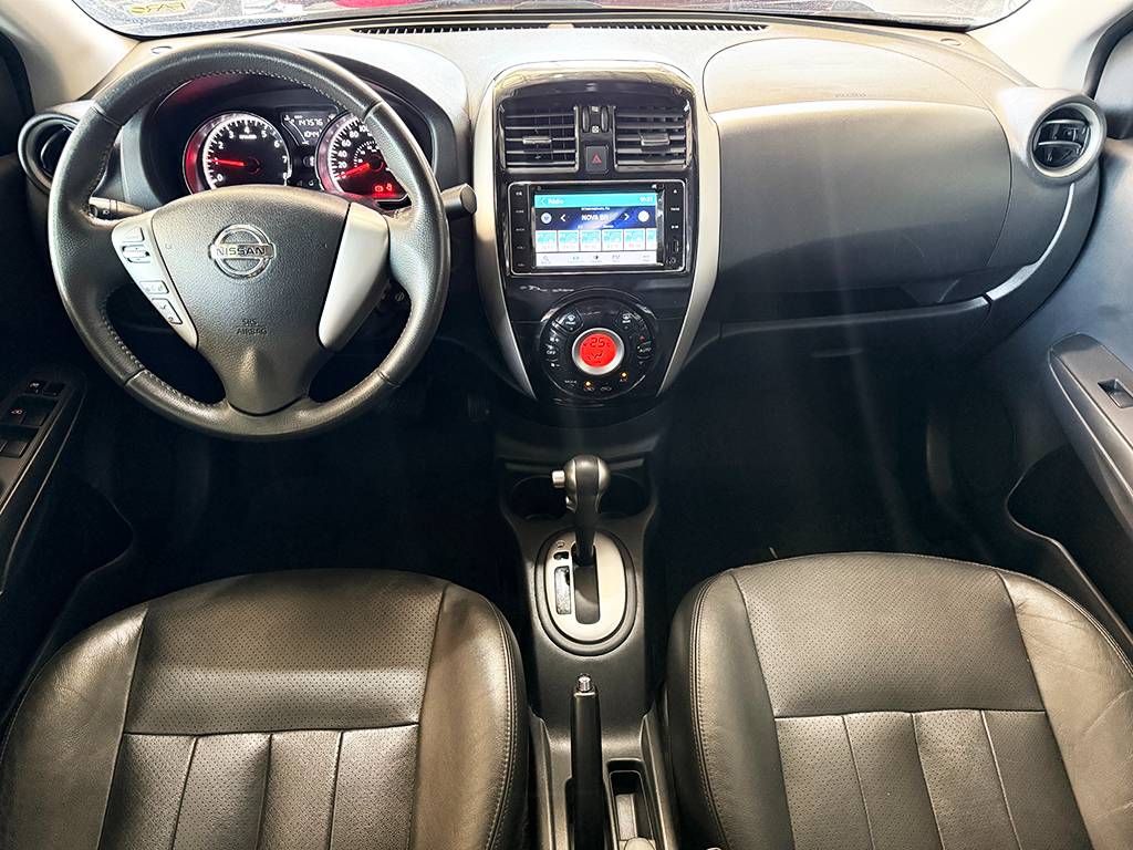 NISSAN VERSA