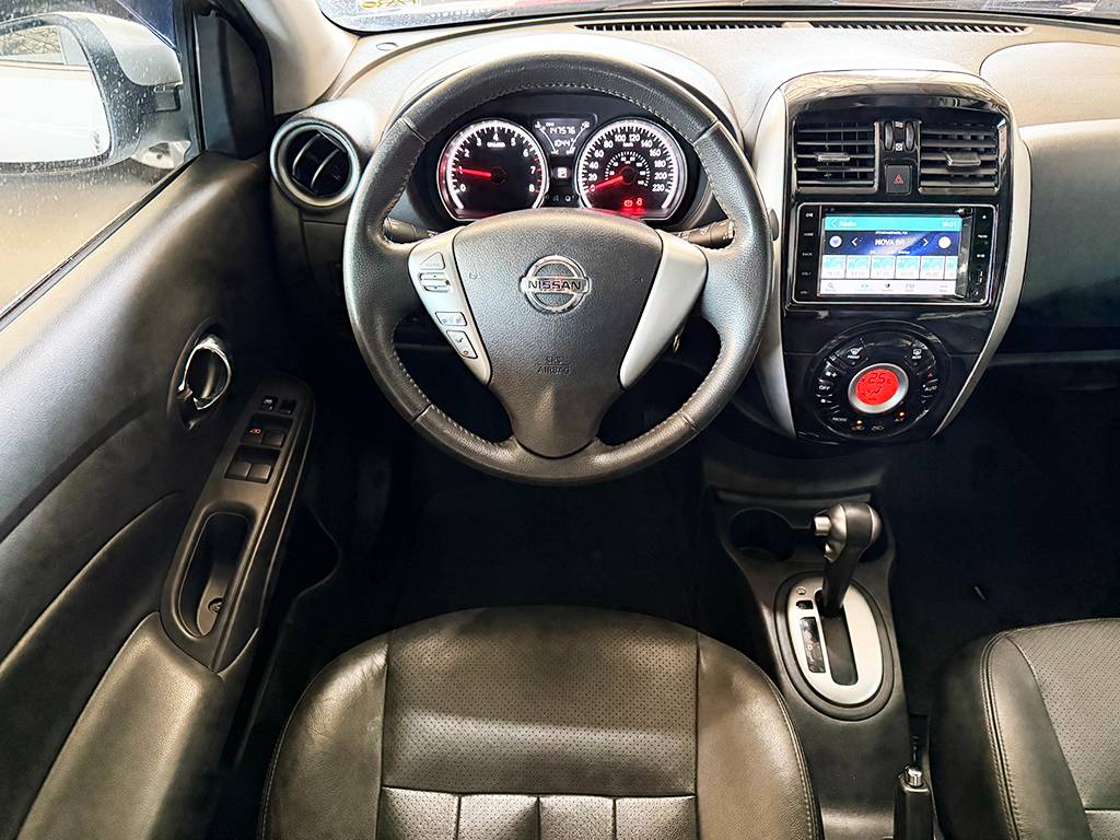 NISSAN VERSA