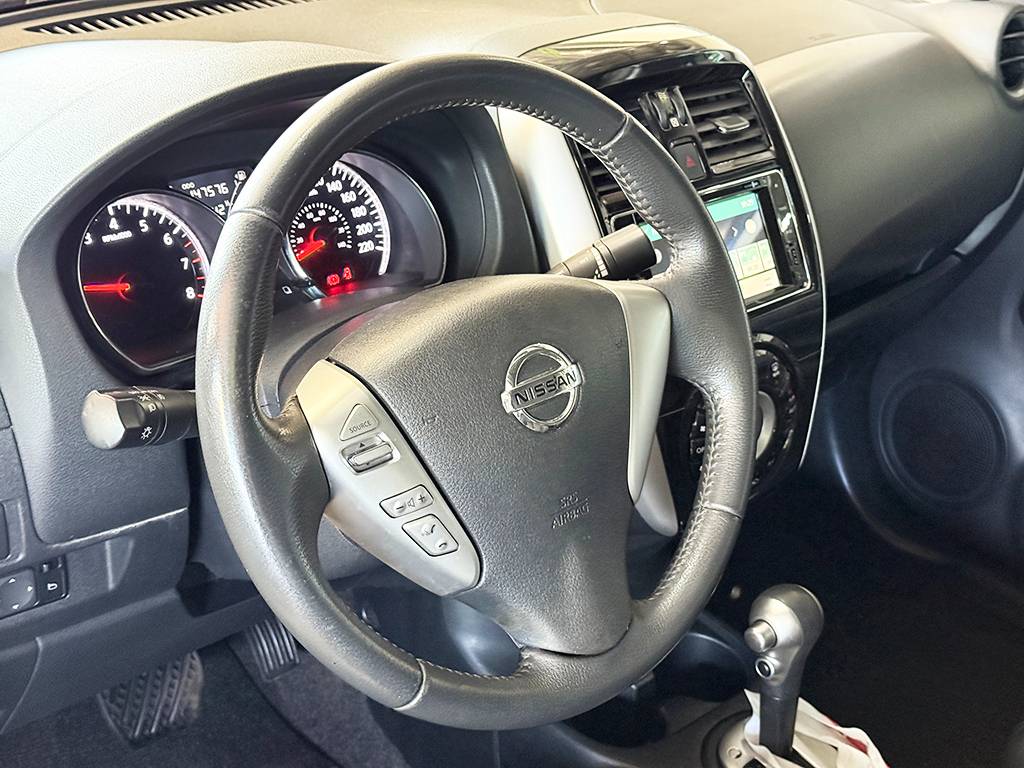 NISSAN VERSA