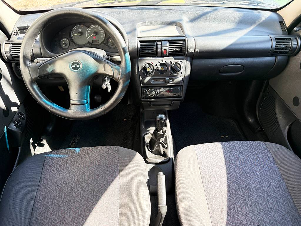 CHEVROLET CORSA