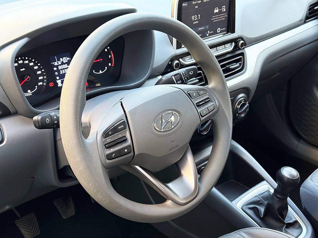 HYUNDAI HB20S