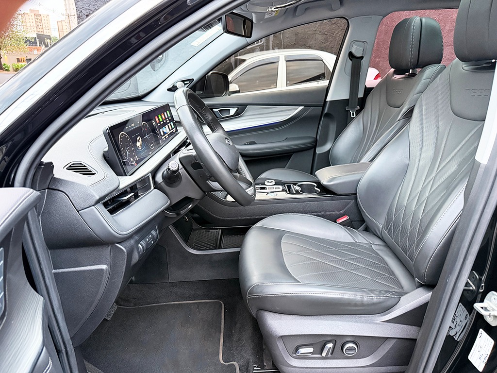CHERY TIGGO 8