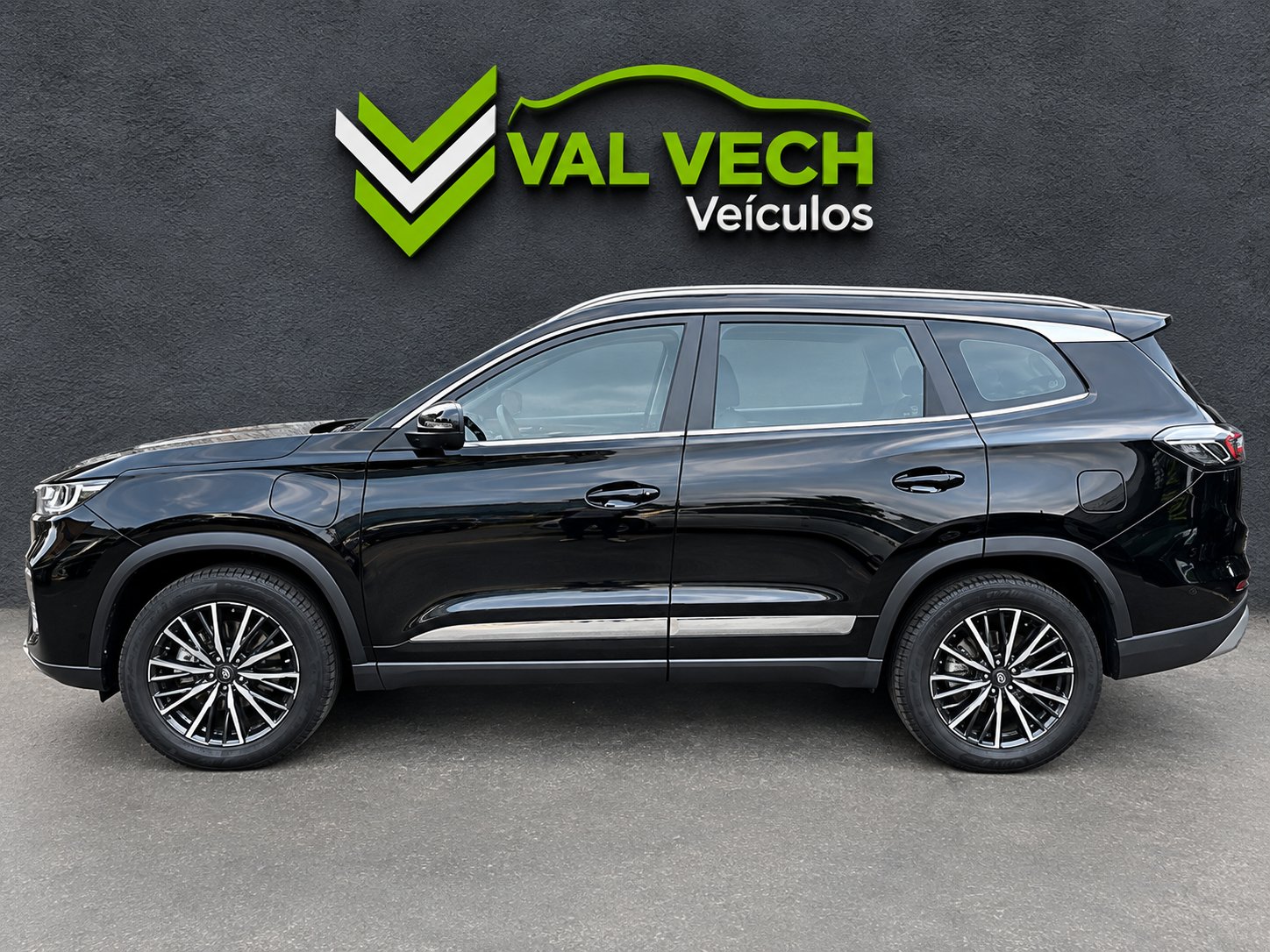 CHERY TIGGO 8