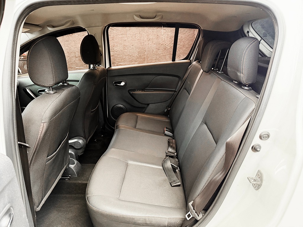 RENAULT SANDERO