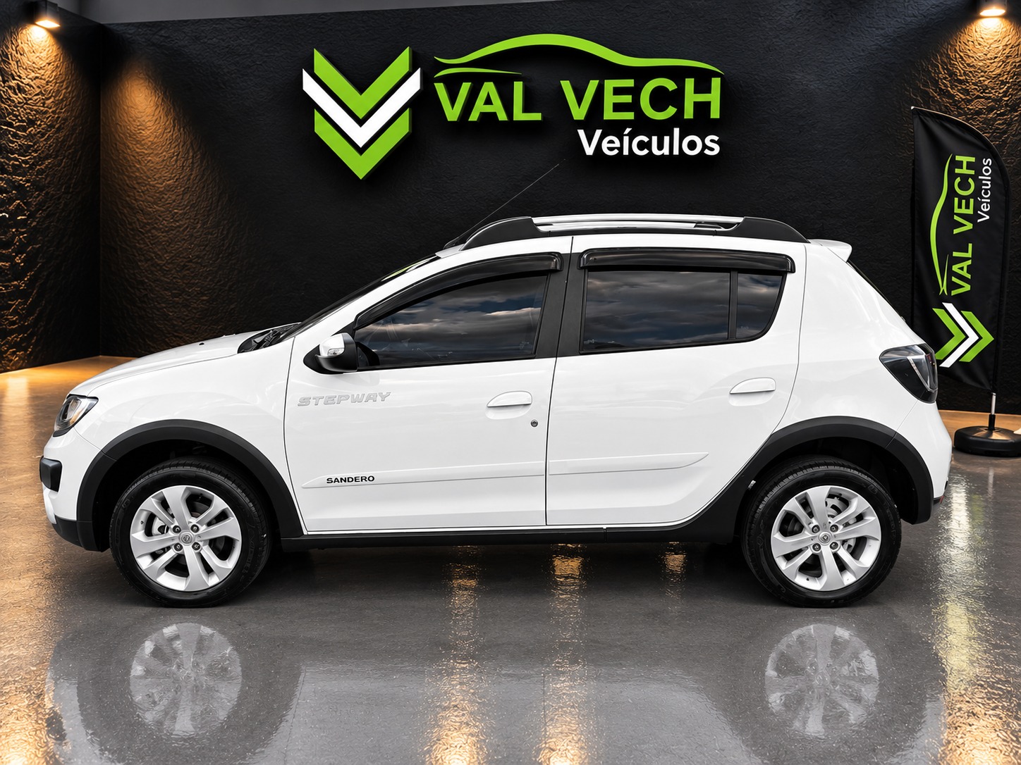 RENAULT SANDERO