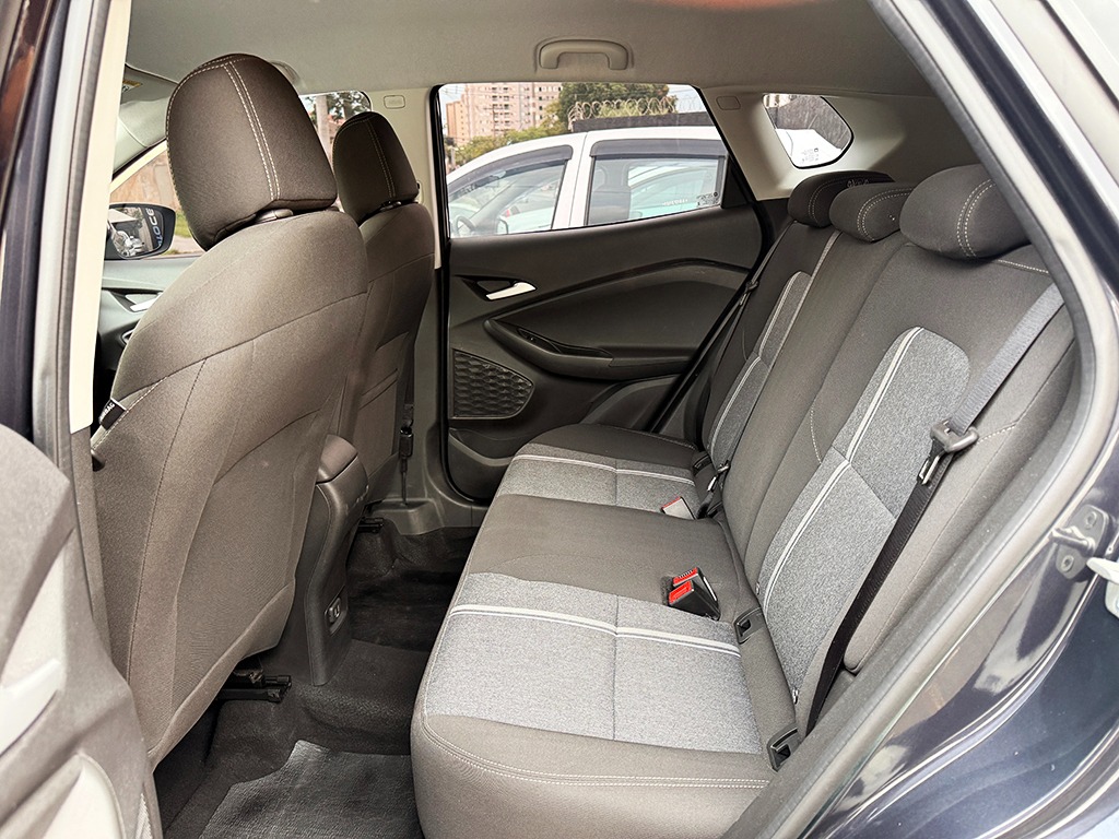 CHEVROLET TRACKER