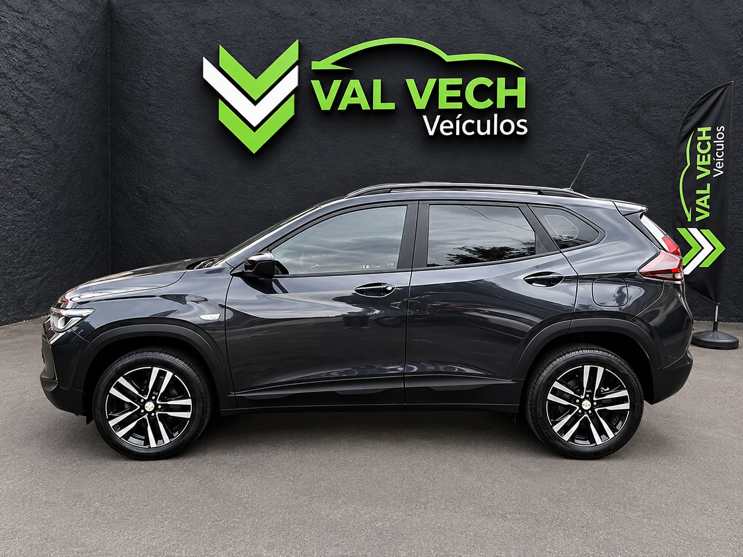 CHEVROLET TRACKER