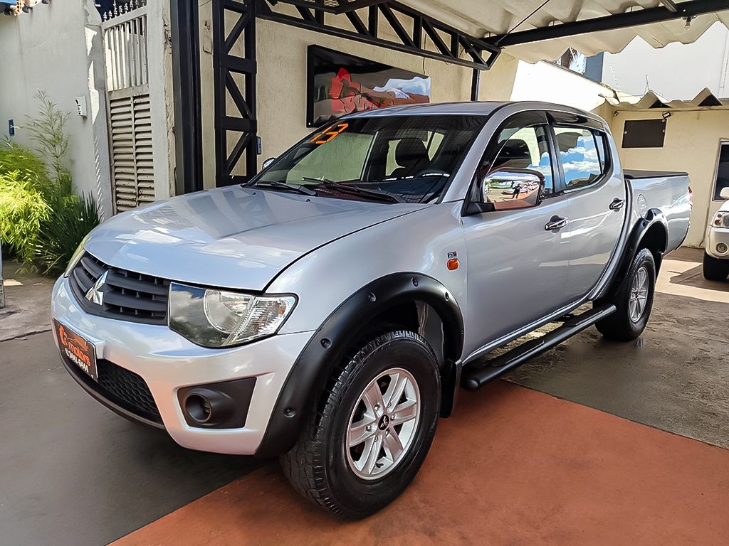 MITSUBISHI/L200 TRITON 3.2 GLX 4X4 CD 16V TURBO INTERCOLER 2013 13