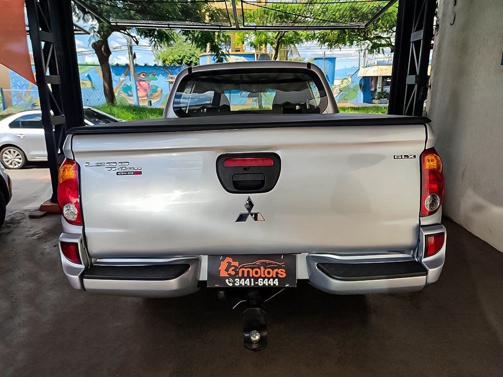 MITSUBISHI L200 TRITON