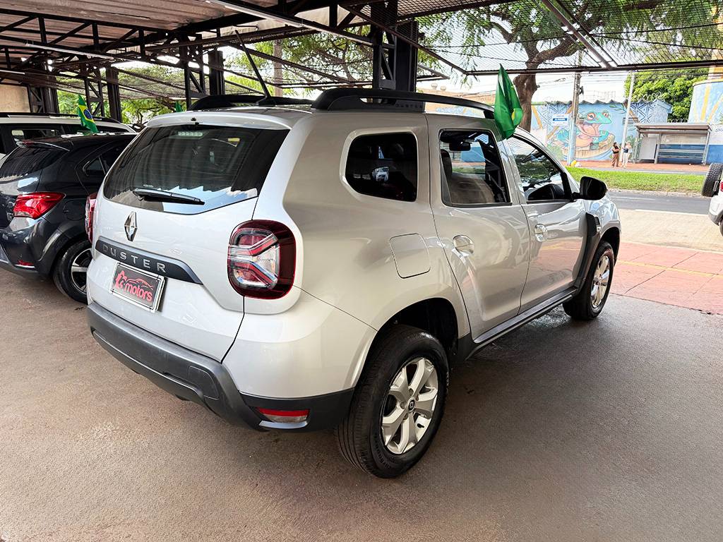 RENAULT DUSTER