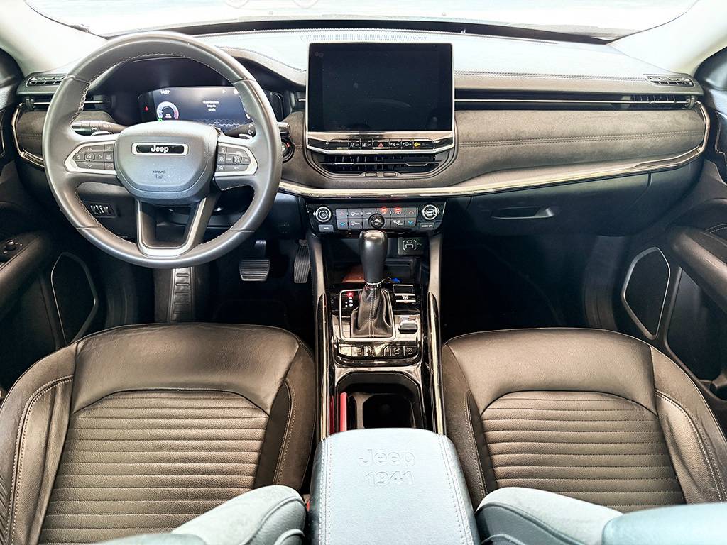 JEEP COMMANDER