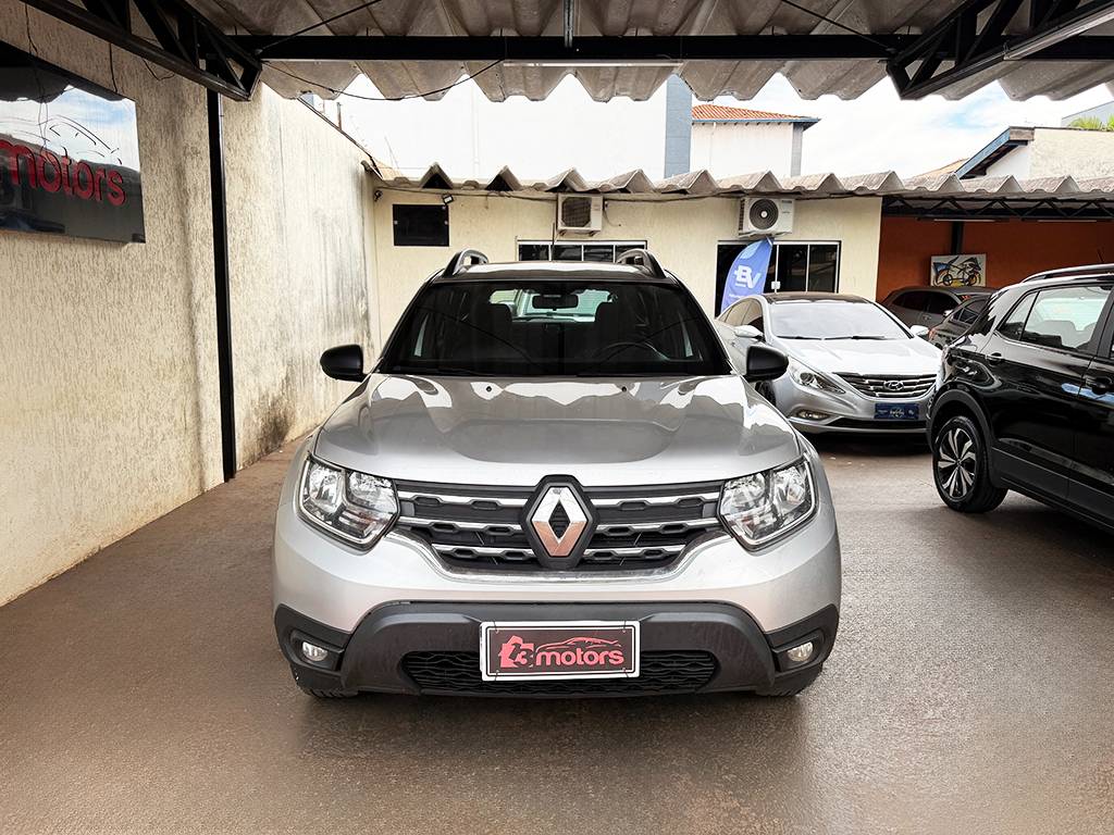 RENAULT DUSTER