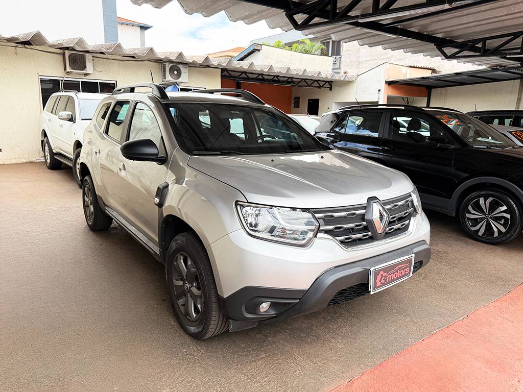 RENAULT DUSTER