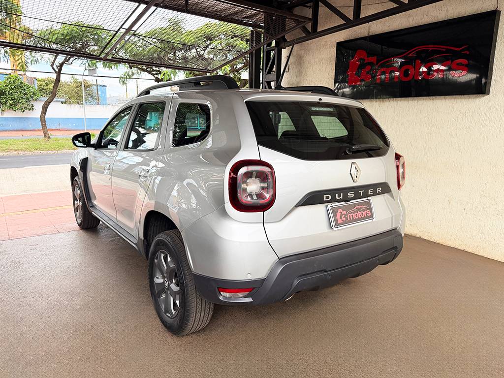RENAULT DUSTER