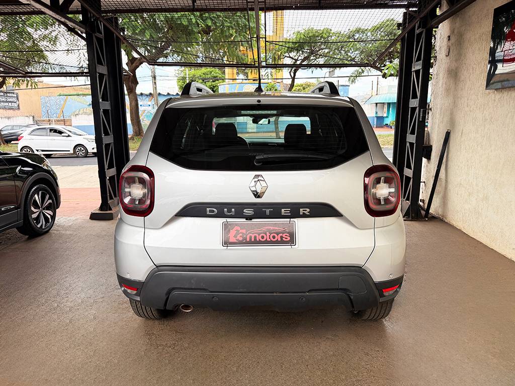 RENAULT DUSTER
