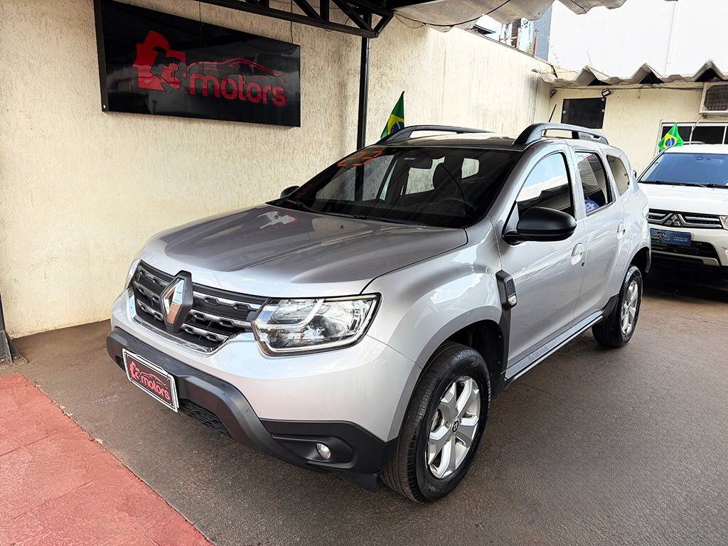 RENAULT DUSTER