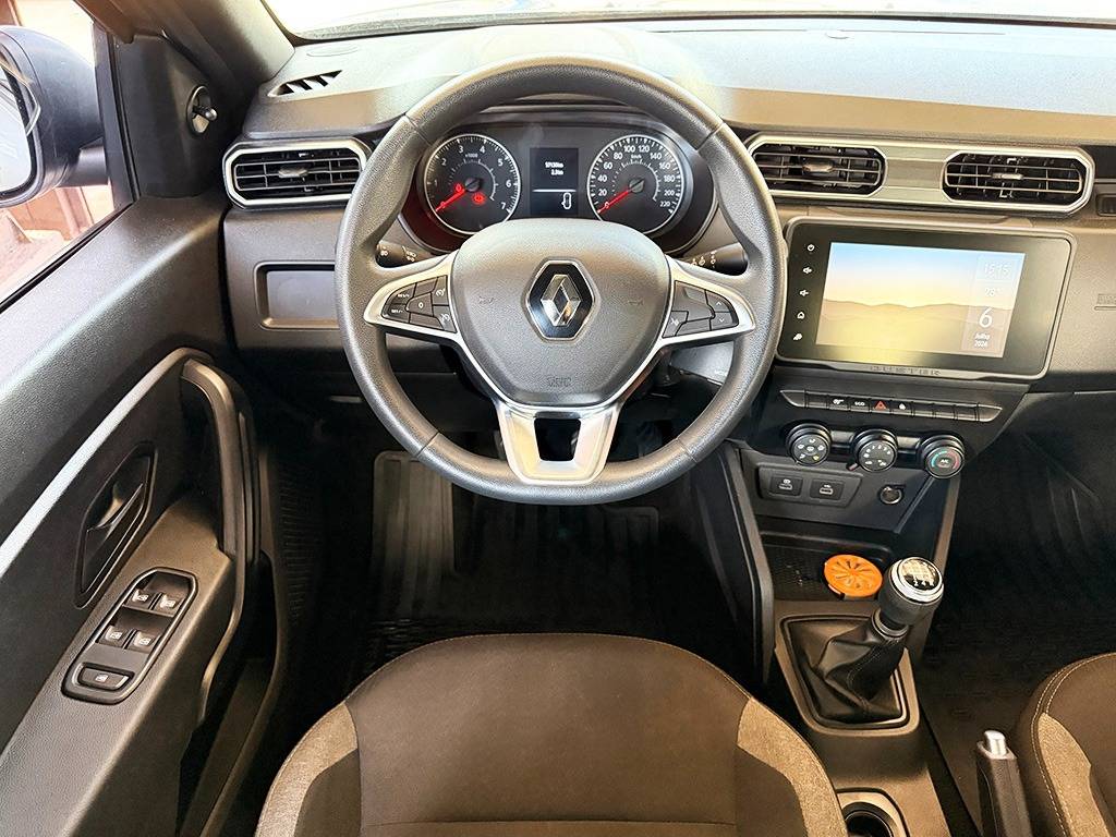 RENAULT DUSTER