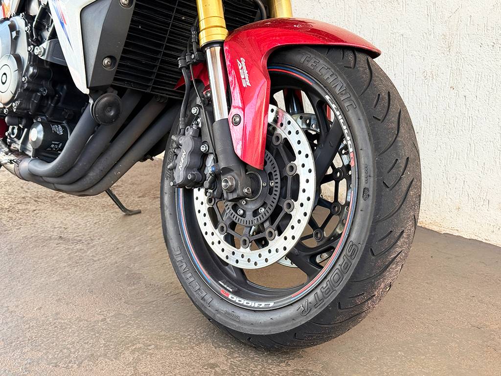 HONDA CB 1000R