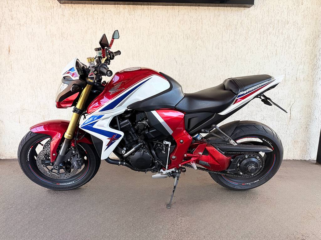 HONDA CB 1000R