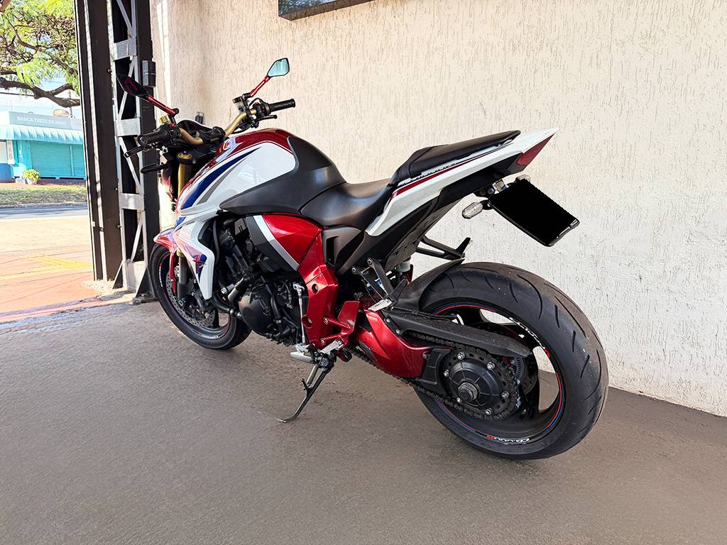 HONDA CB 1000R