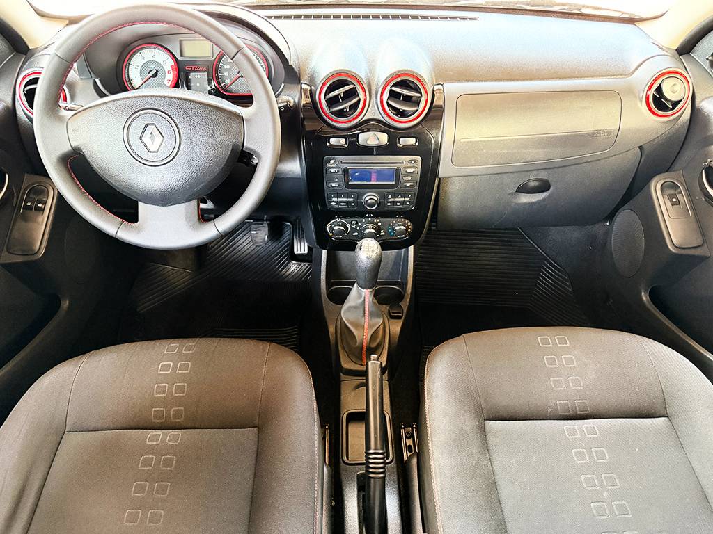 RENAULT SANDERO