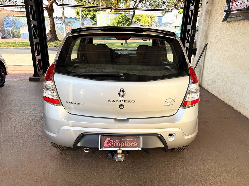RENAULT SANDERO