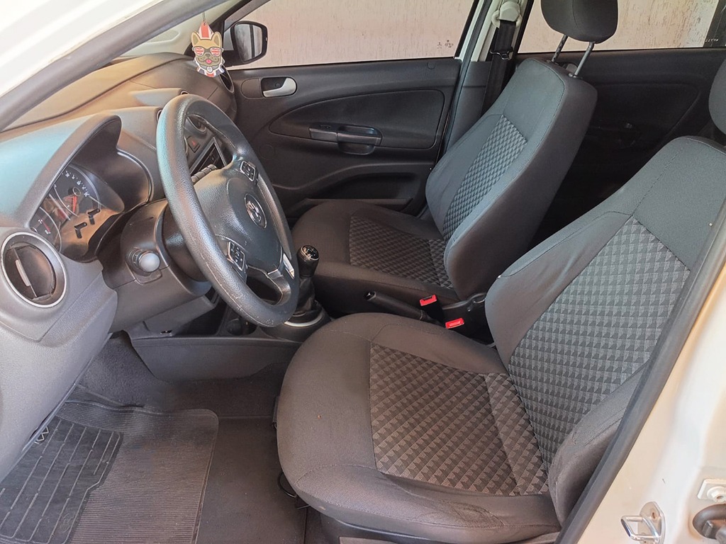 VOLKSWAGEN GOL
