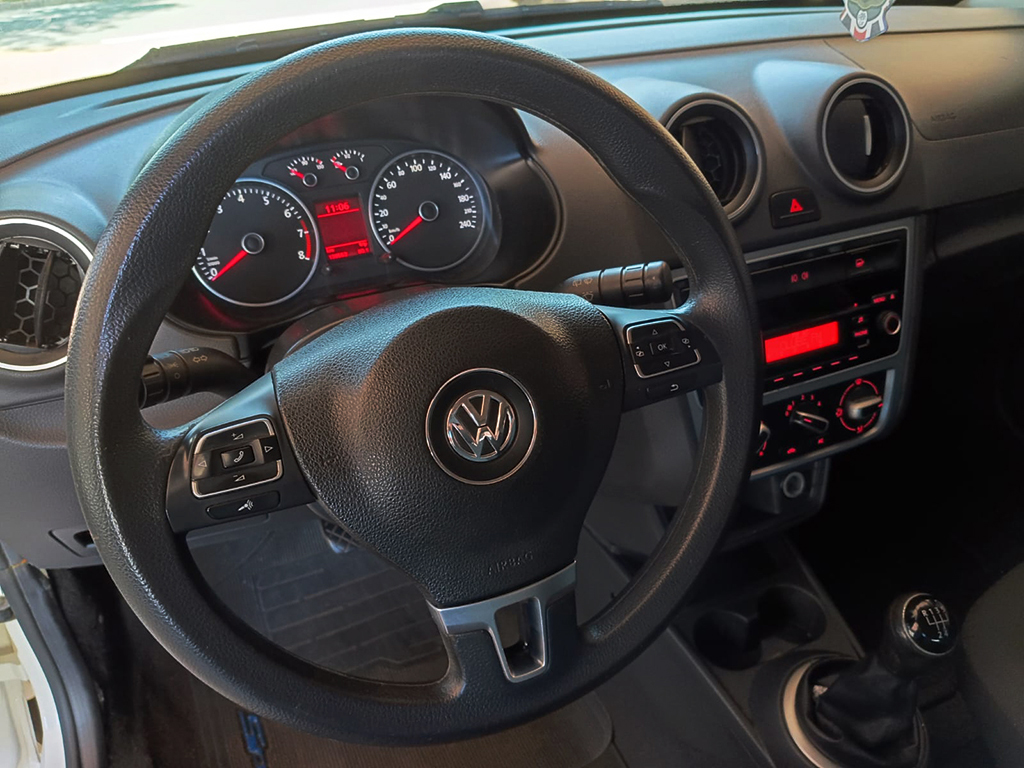 VOLKSWAGEN GOL