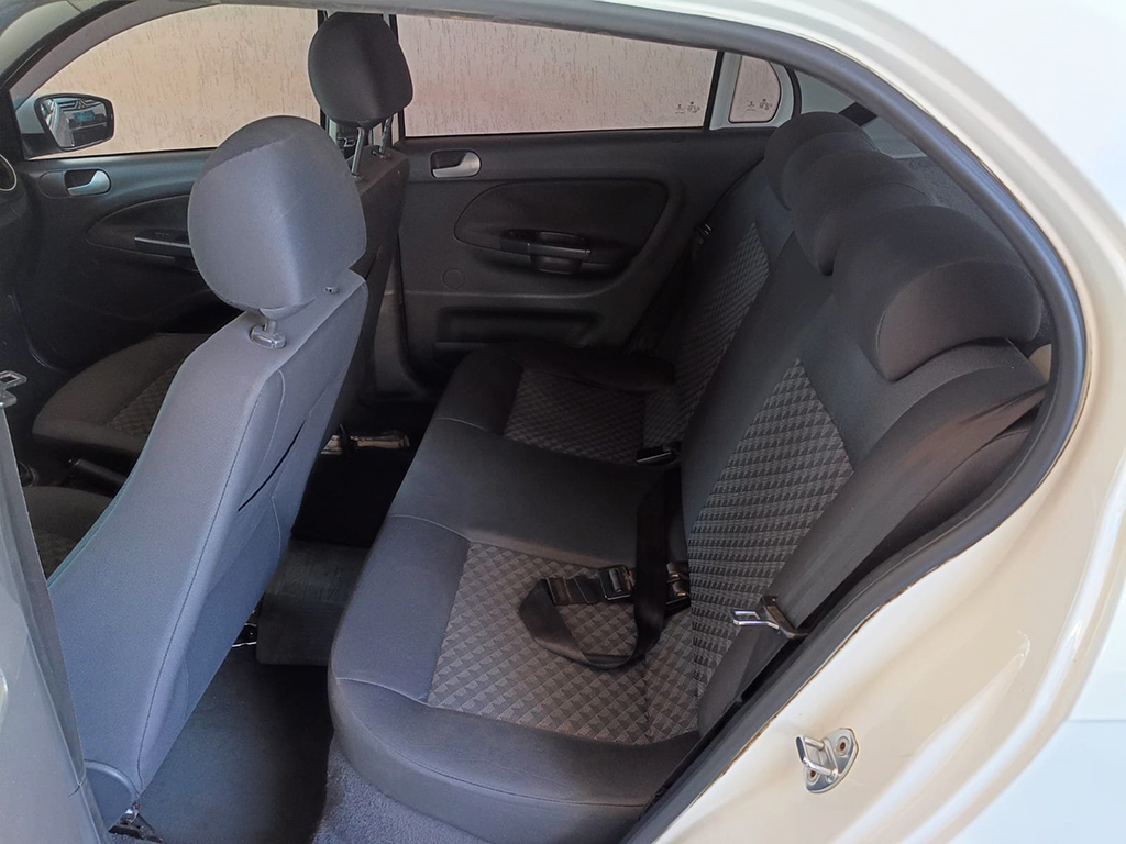 VOLKSWAGEN GOL