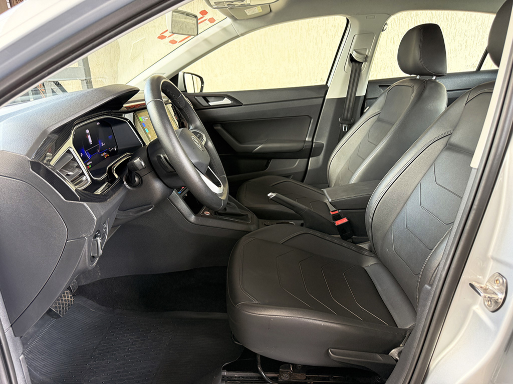VOLKSWAGEN VIRTUS