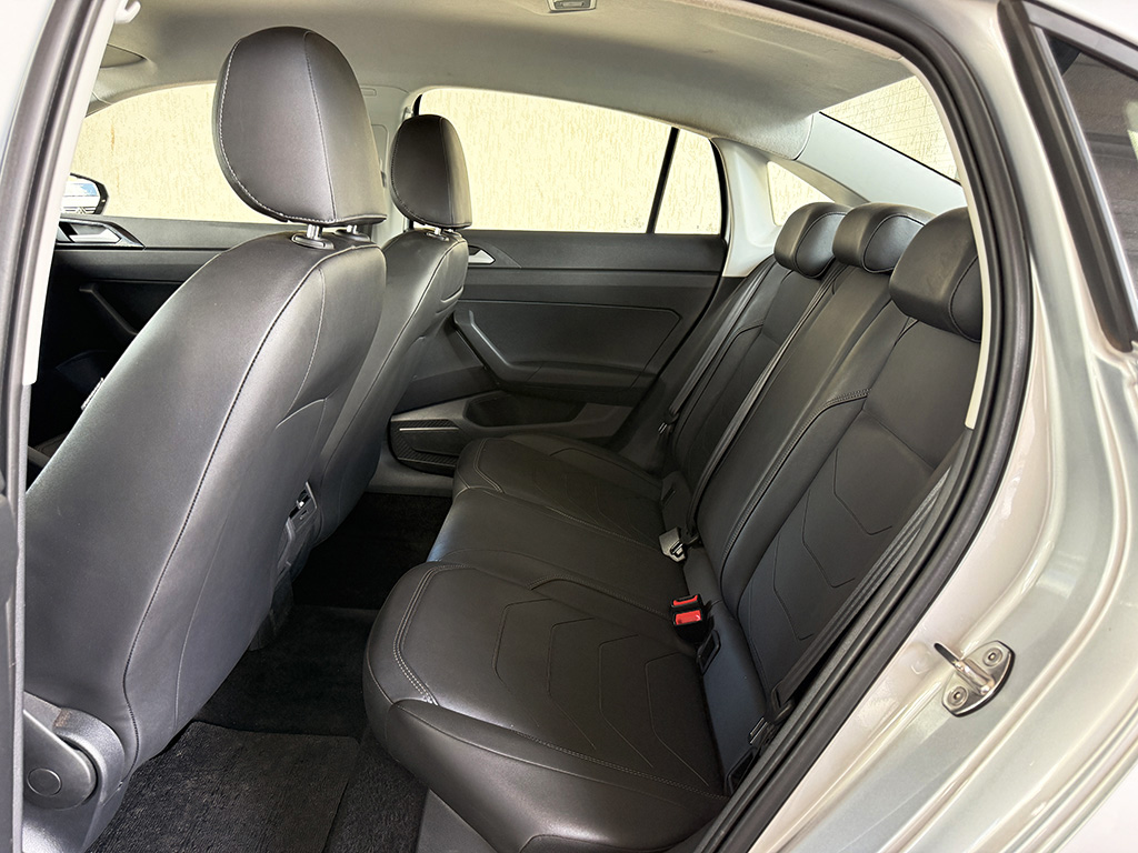 VOLKSWAGEN VIRTUS