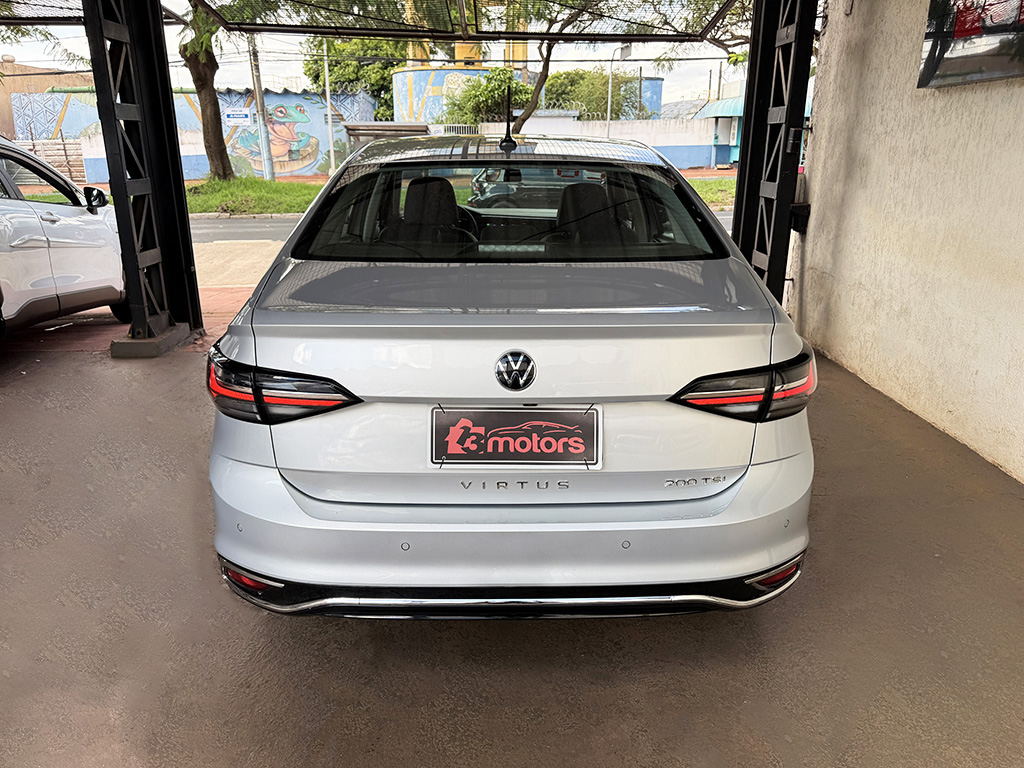 VOLKSWAGEN VIRTUS
