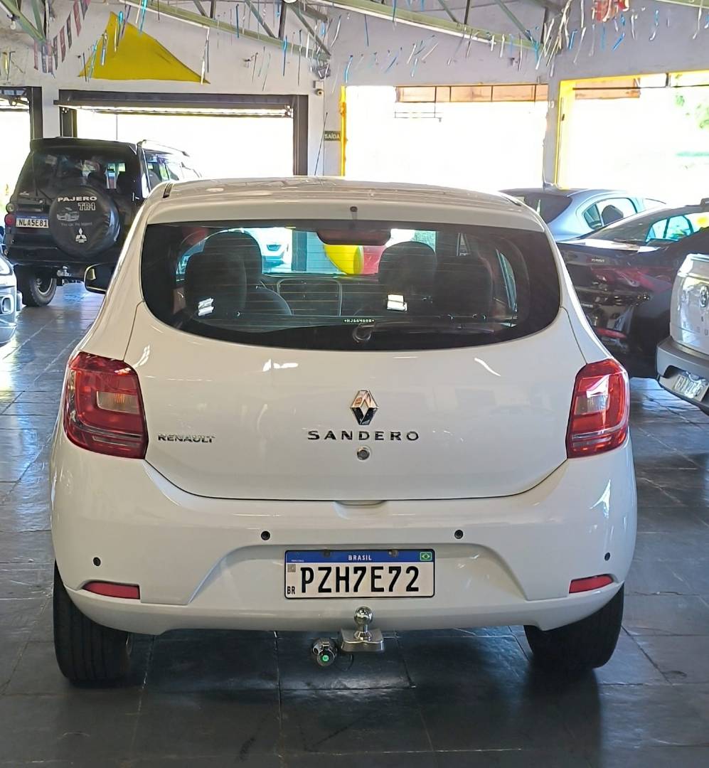 RENAULT SANDERO