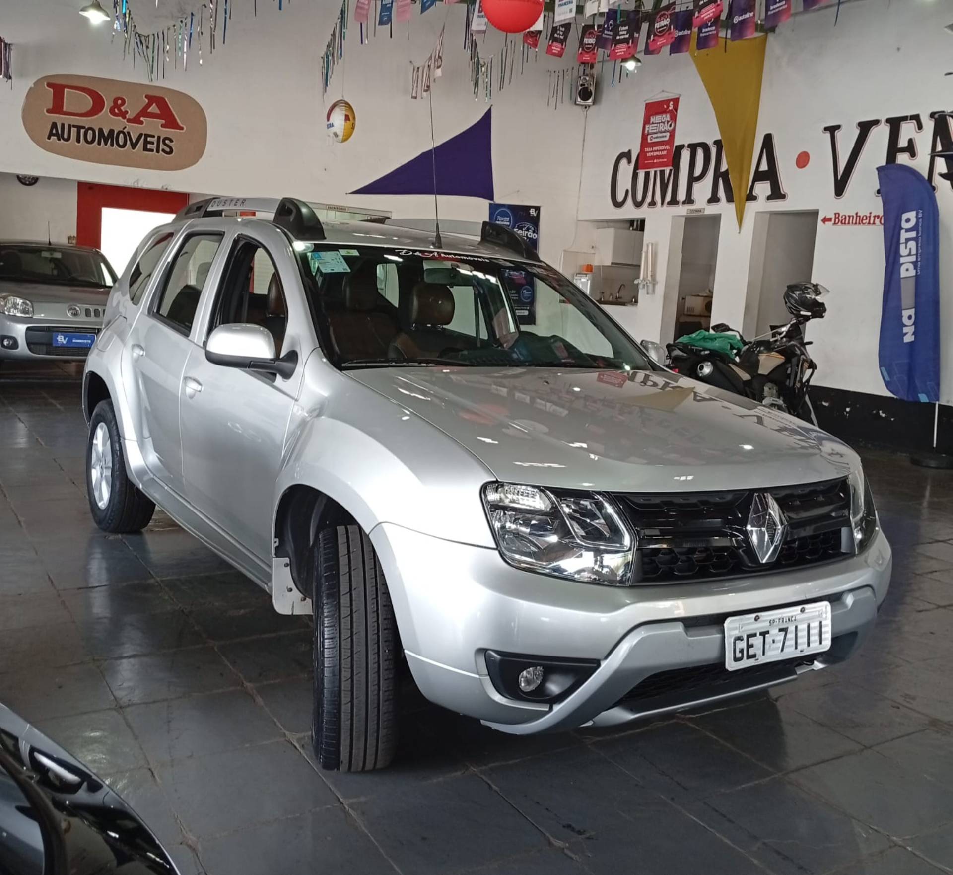 RENAULT DUSTER