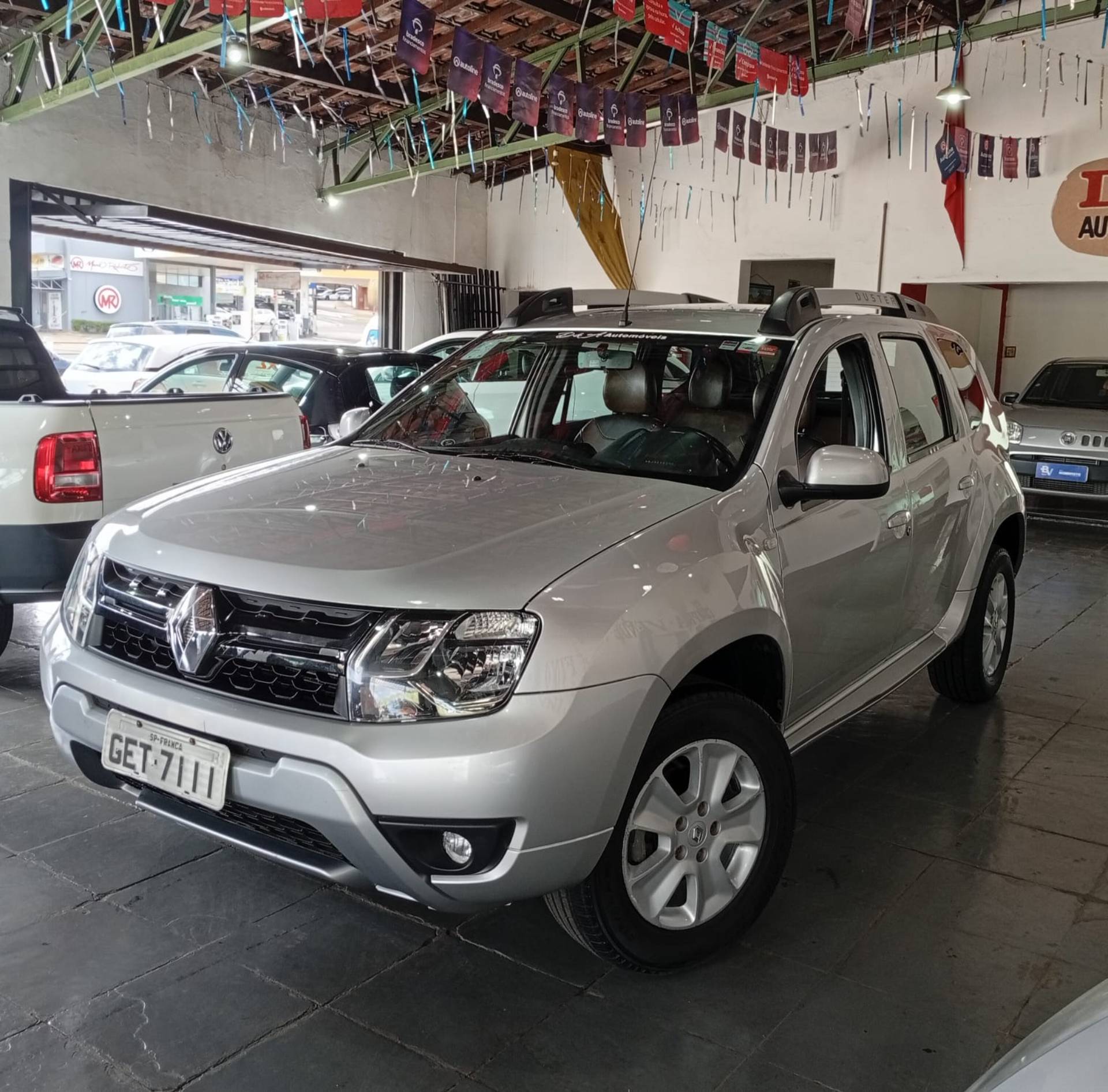 RENAULT DUSTER