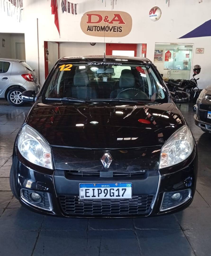 RENAULT SANDERO