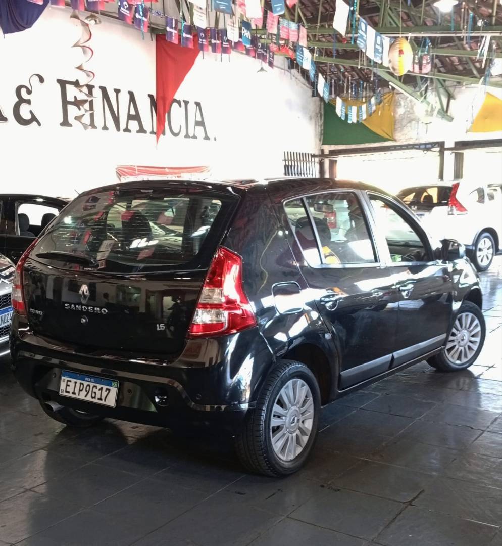 RENAULT SANDERO