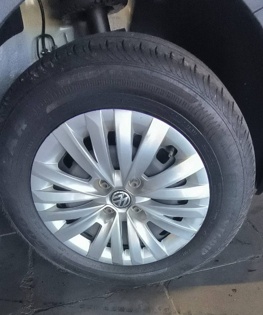 VOLKSWAGEN SAVEIRO