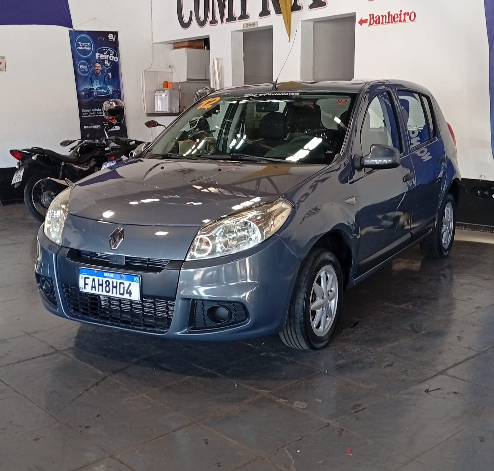 RENAULT SANDERO