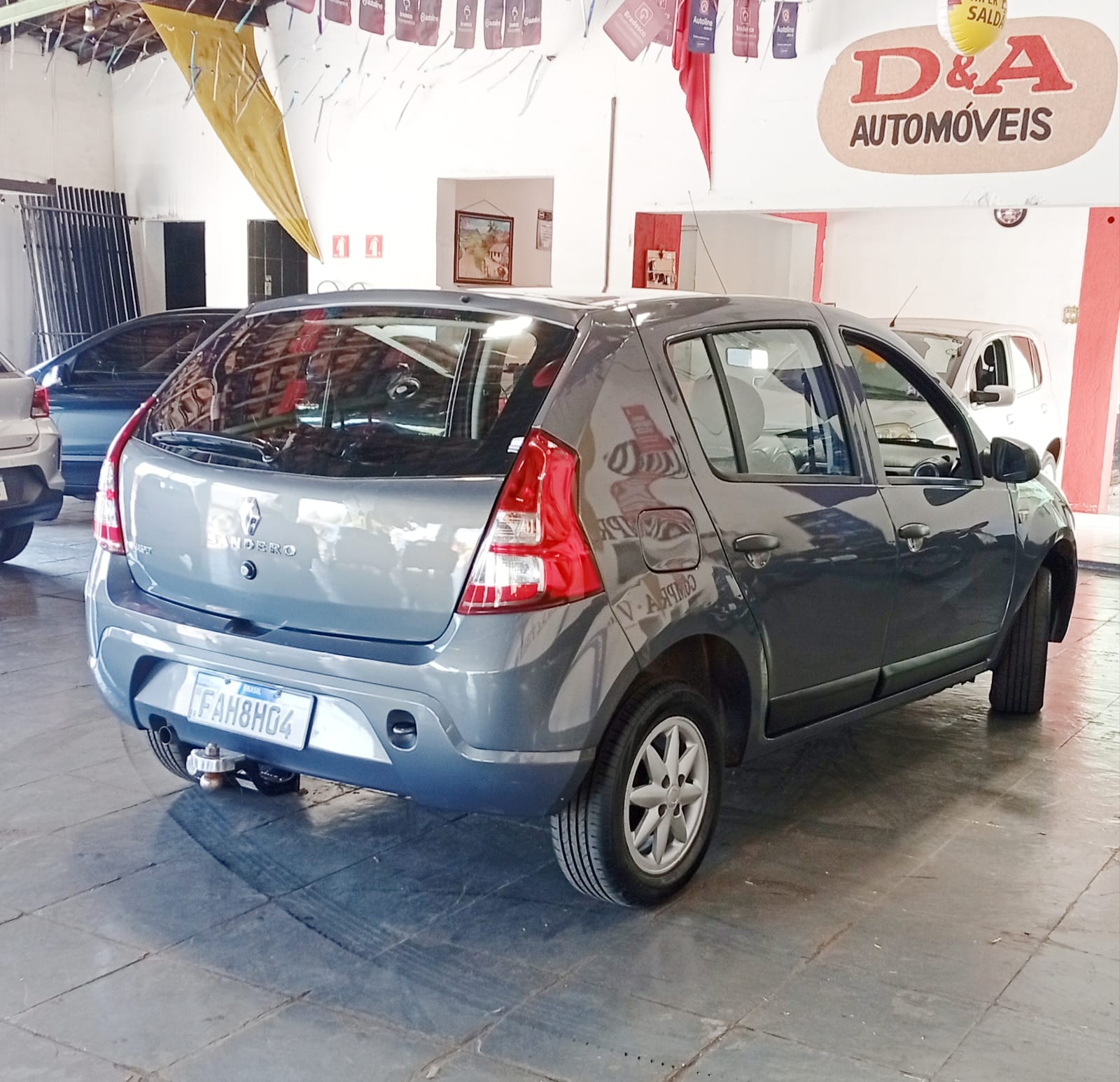 RENAULT SANDERO