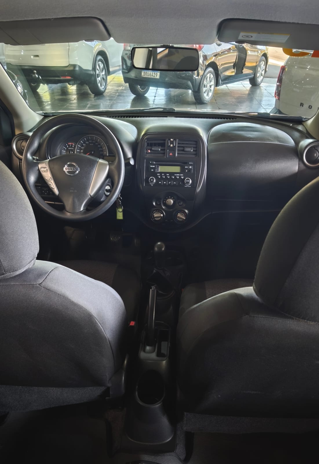 NISSAN VERSA