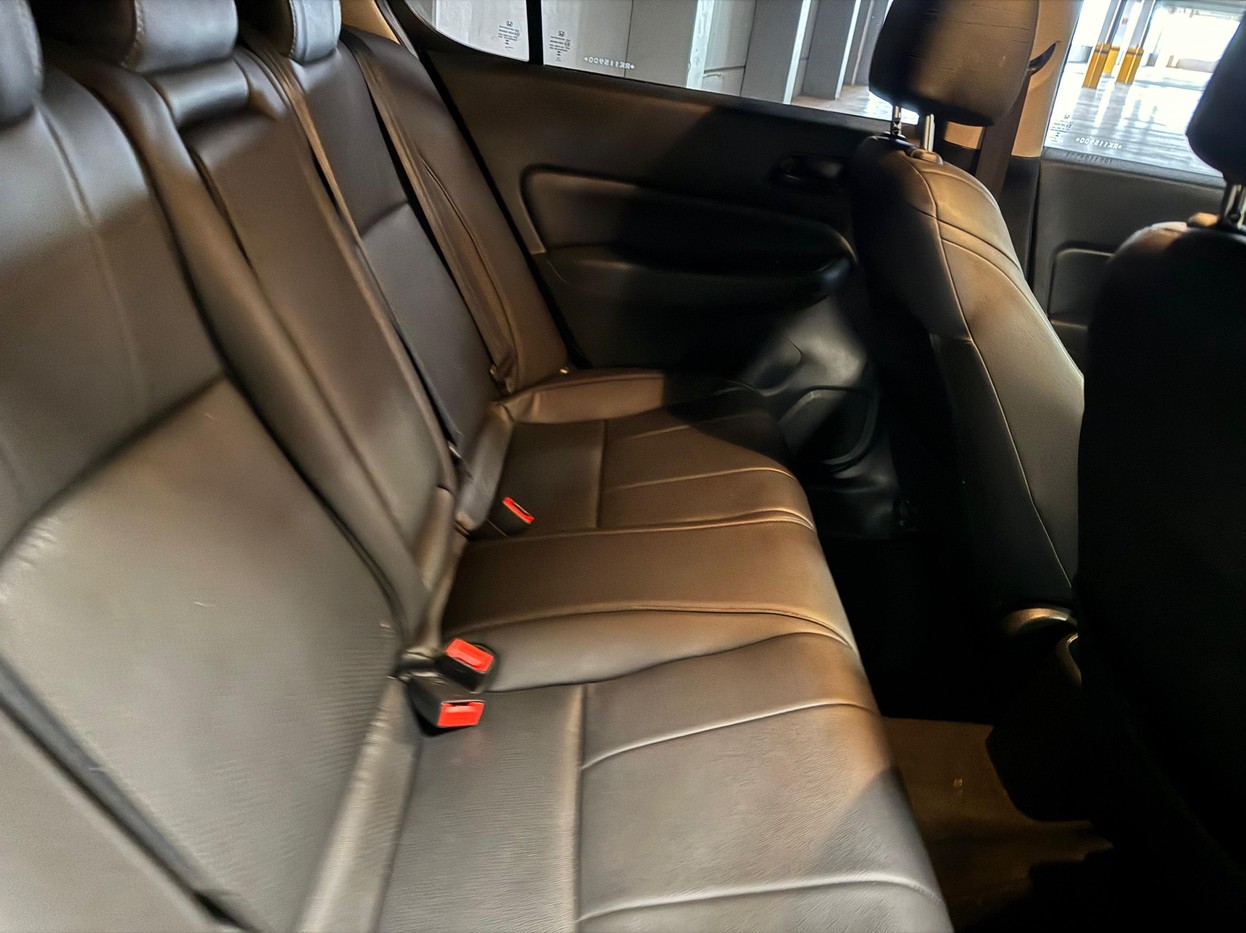 Car Image 4