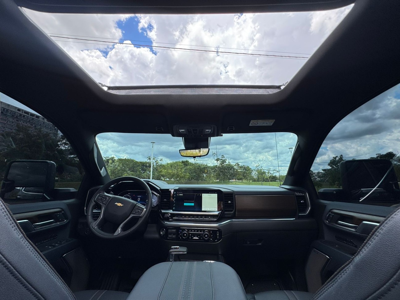 CHEVROLET SILVERADO 5.3 V8 1500 HIGH COUNTRY 4X4 2024