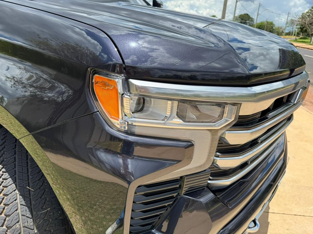 CHEVROLET SILVERADO 5.3 V8 1500 HIGH COUNTRY 4X4 2024