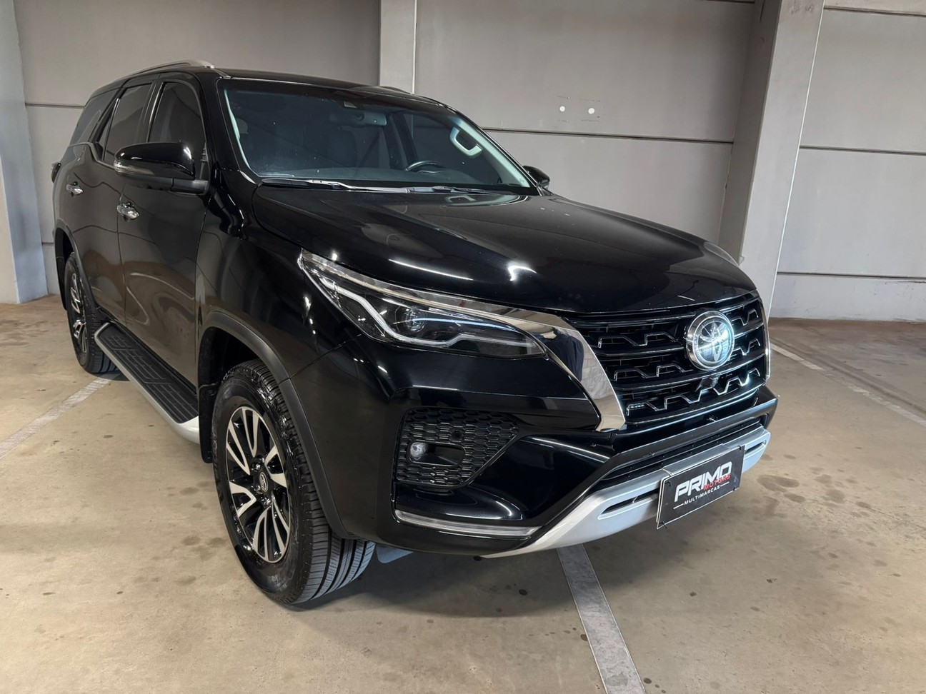 TOYOTA HILUX SW4 2.8 D-4D TURBO GR-S 7L 4X4