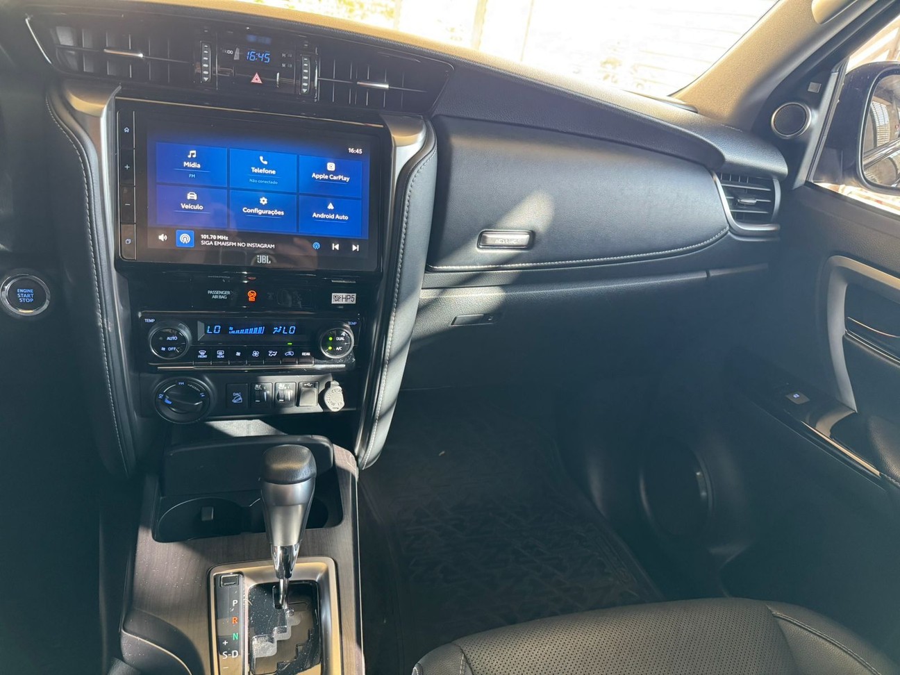 TOYOTA HILUX SW4 2.8 D-4D TURBO GR-S 7L 4X4