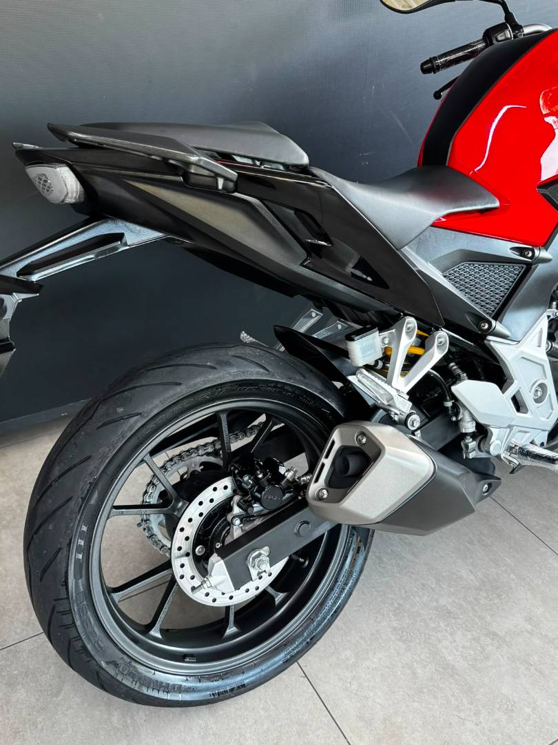 HONDA CB 300F TWISTER CBS