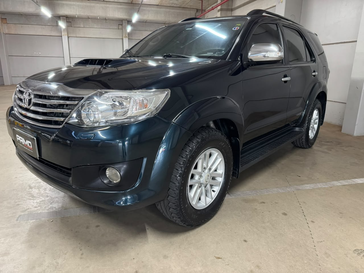 TOYOTA HILUX SW4
