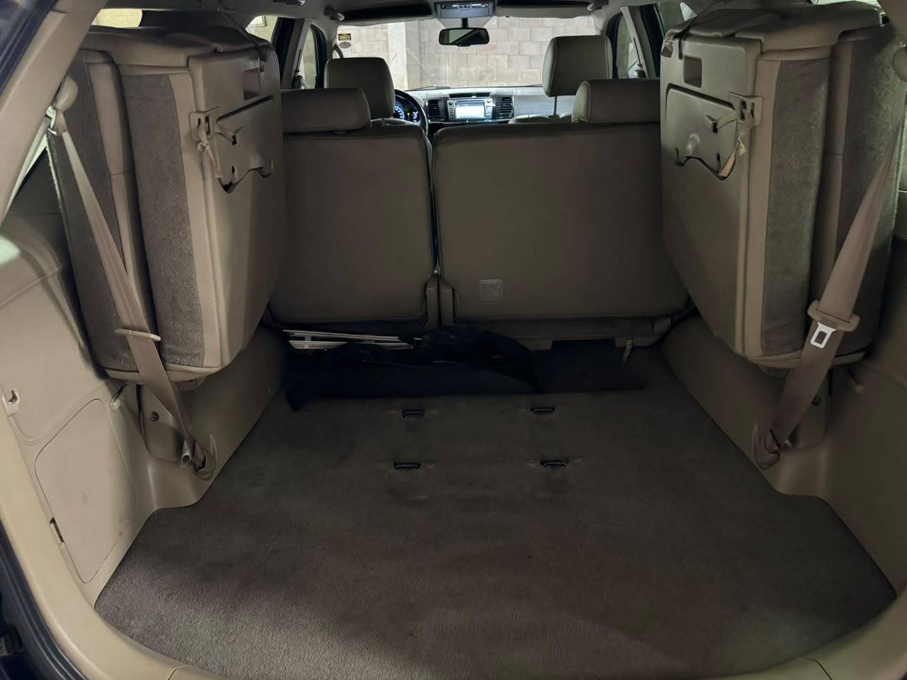 TOYOTA HILUX SW4
