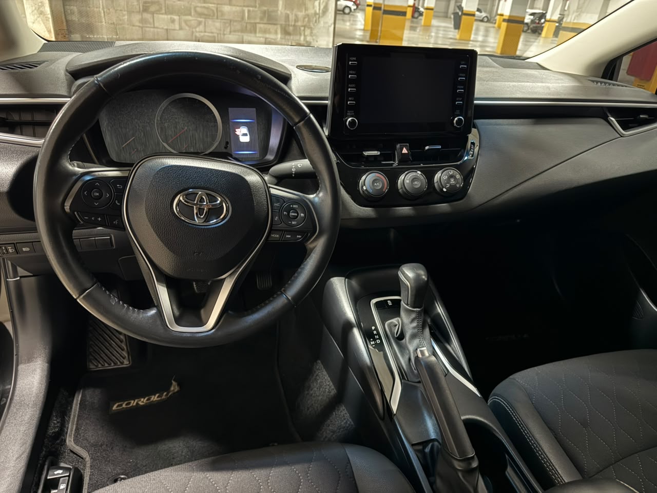TOYOTA COROLLA